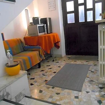 Le Rose Malpensa Bed & Breakfast 3*