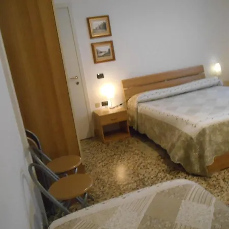 Le Rose Malpensa Nocleg ze śniadaniem