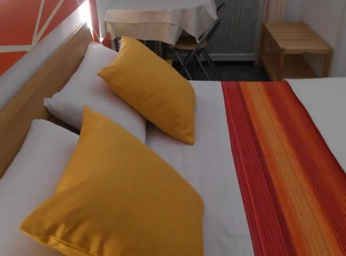 Le Rose Malpensa Bed & Breakfast 3*